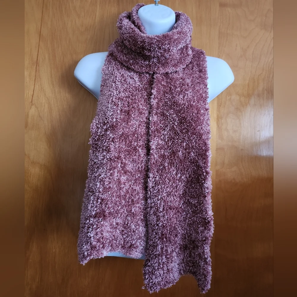 VTG Dusty Rose Scarf Acrylic